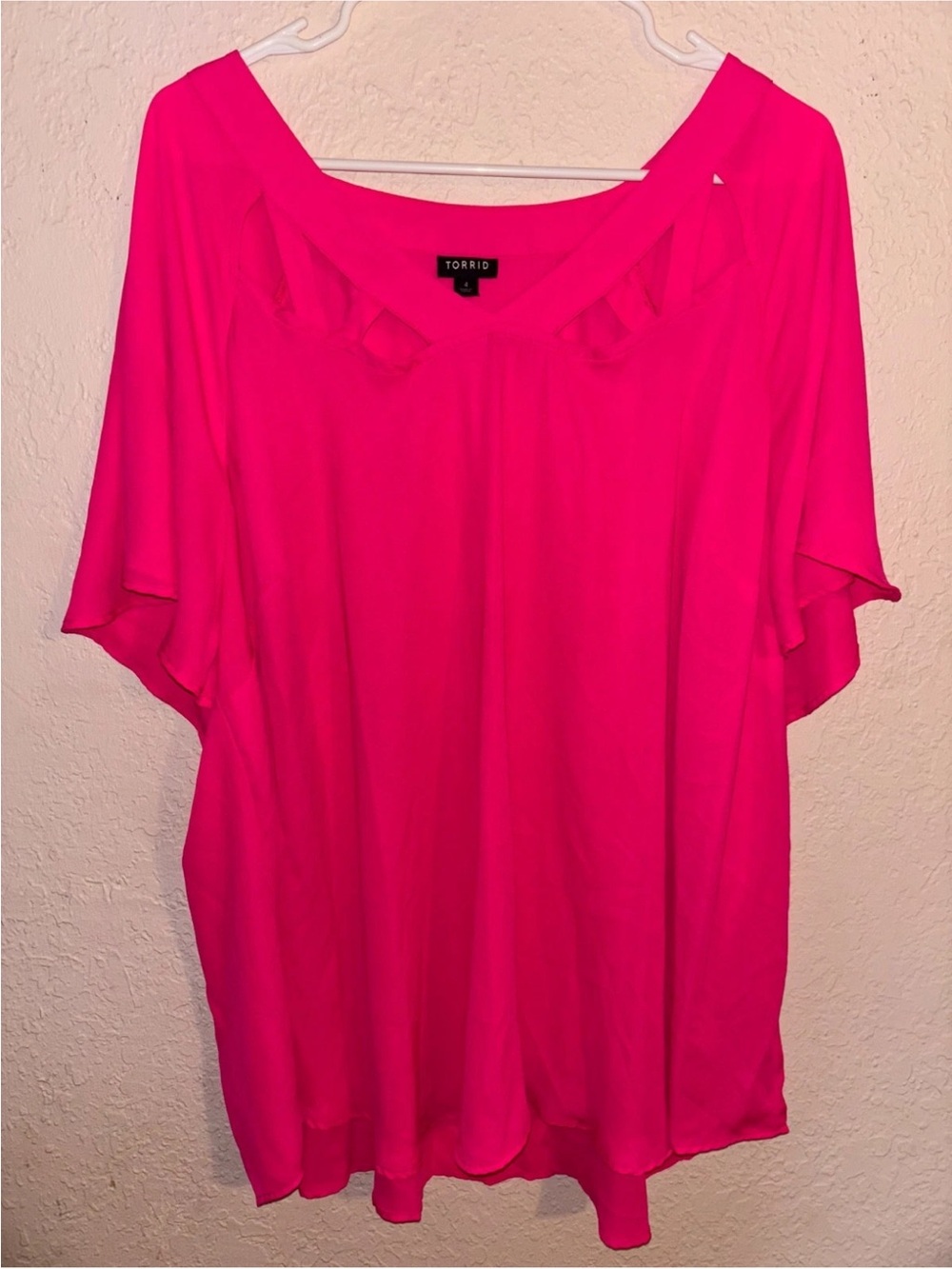 torrid Bright Hot Pink Cutout Neck Tunic